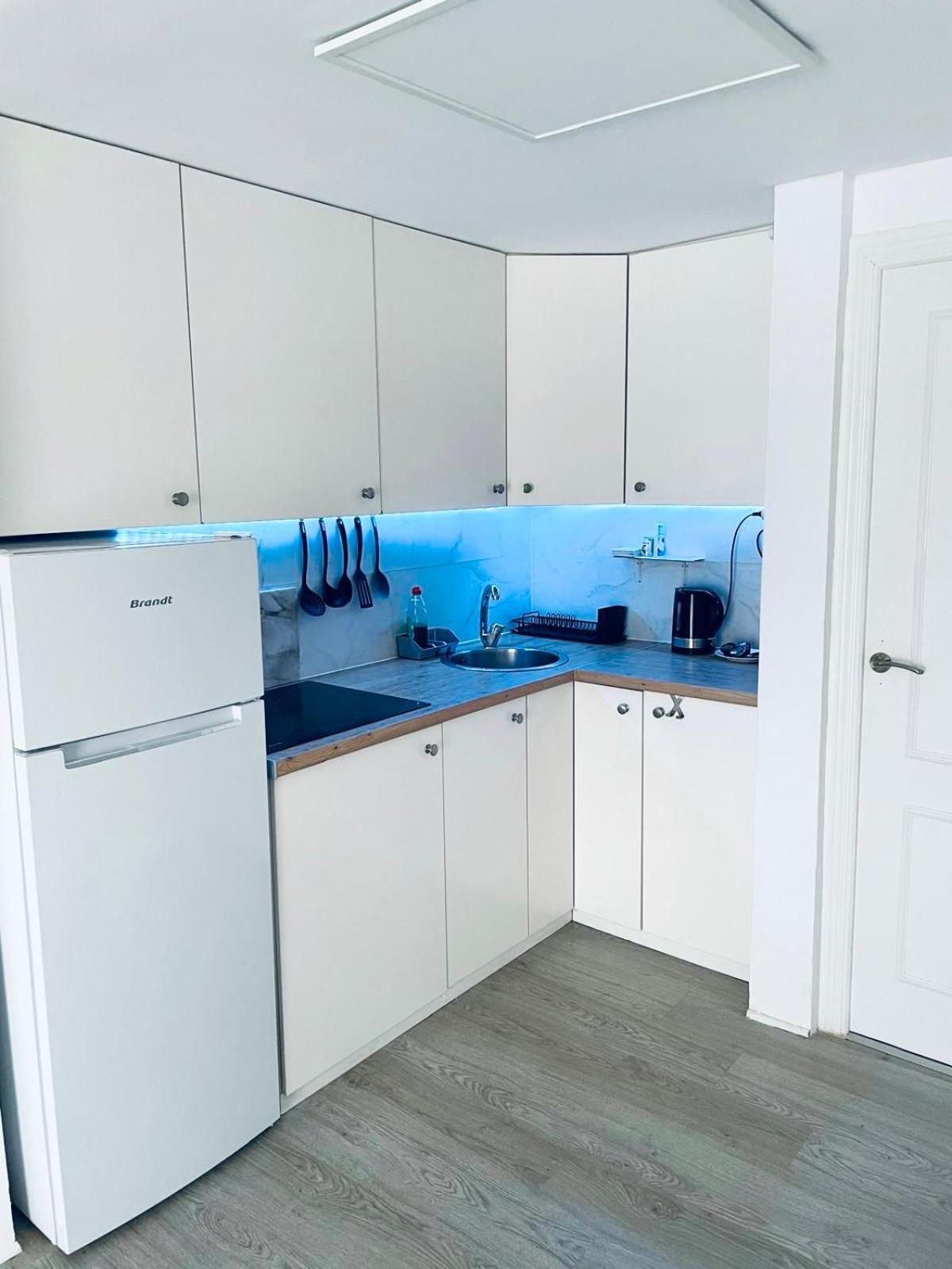 Przytulny Apartament 100M Od Plazy Torrevieja Kültér fotó