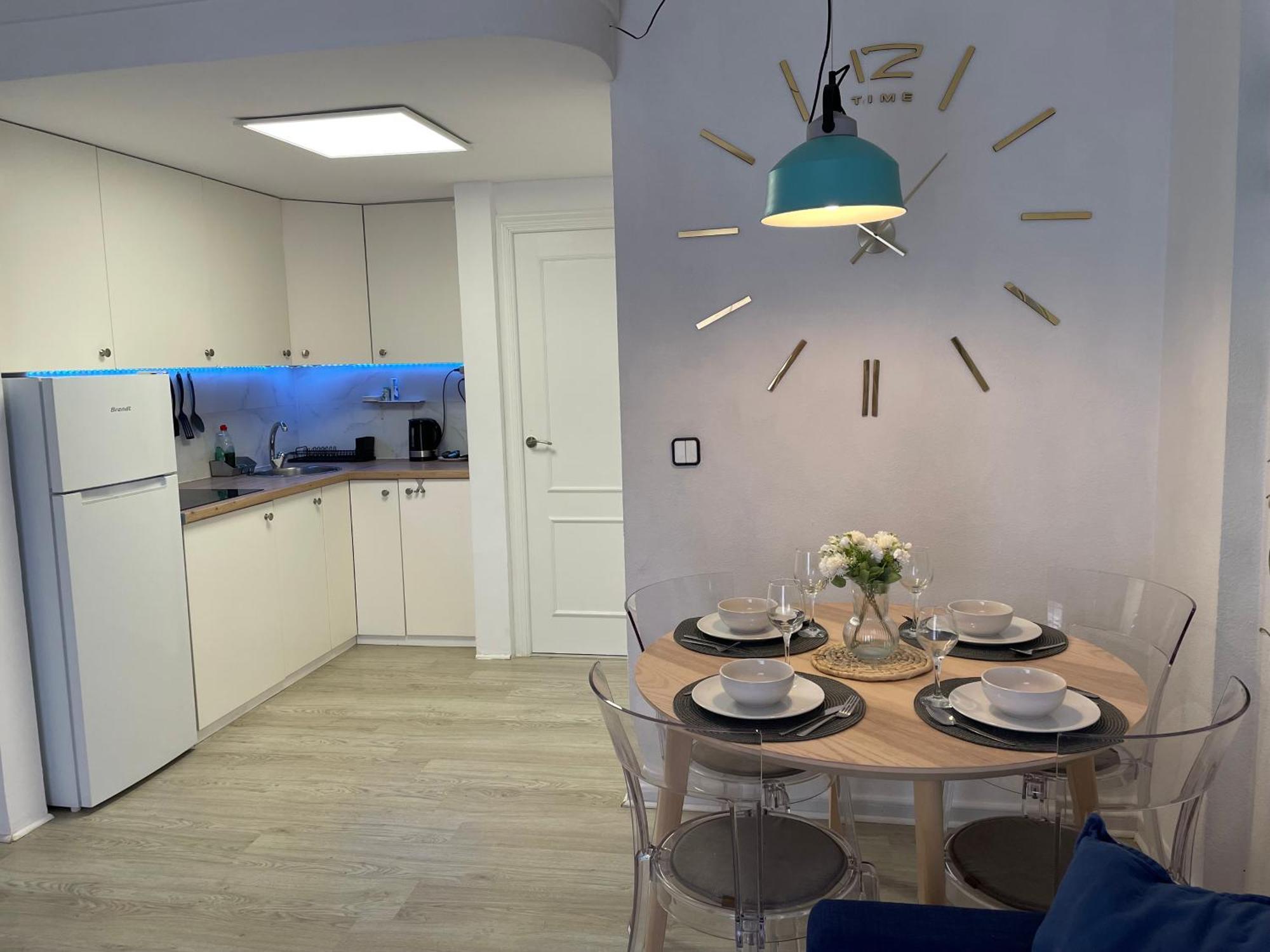 Przytulny Apartament 100M Od Plazy Torrevieja Kültér fotó